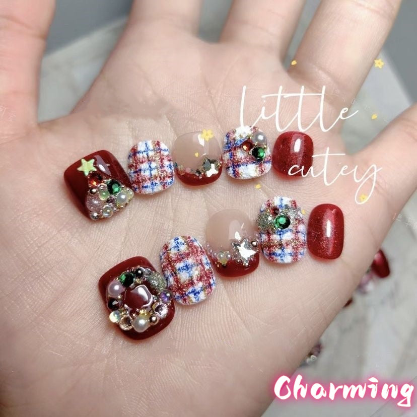 G / Handmade Nails