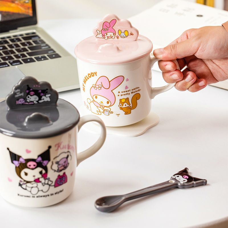 Mug with Phone Holder Cap