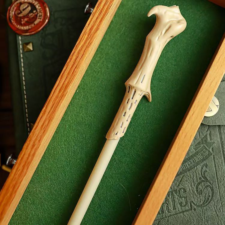 Pen made of Wand