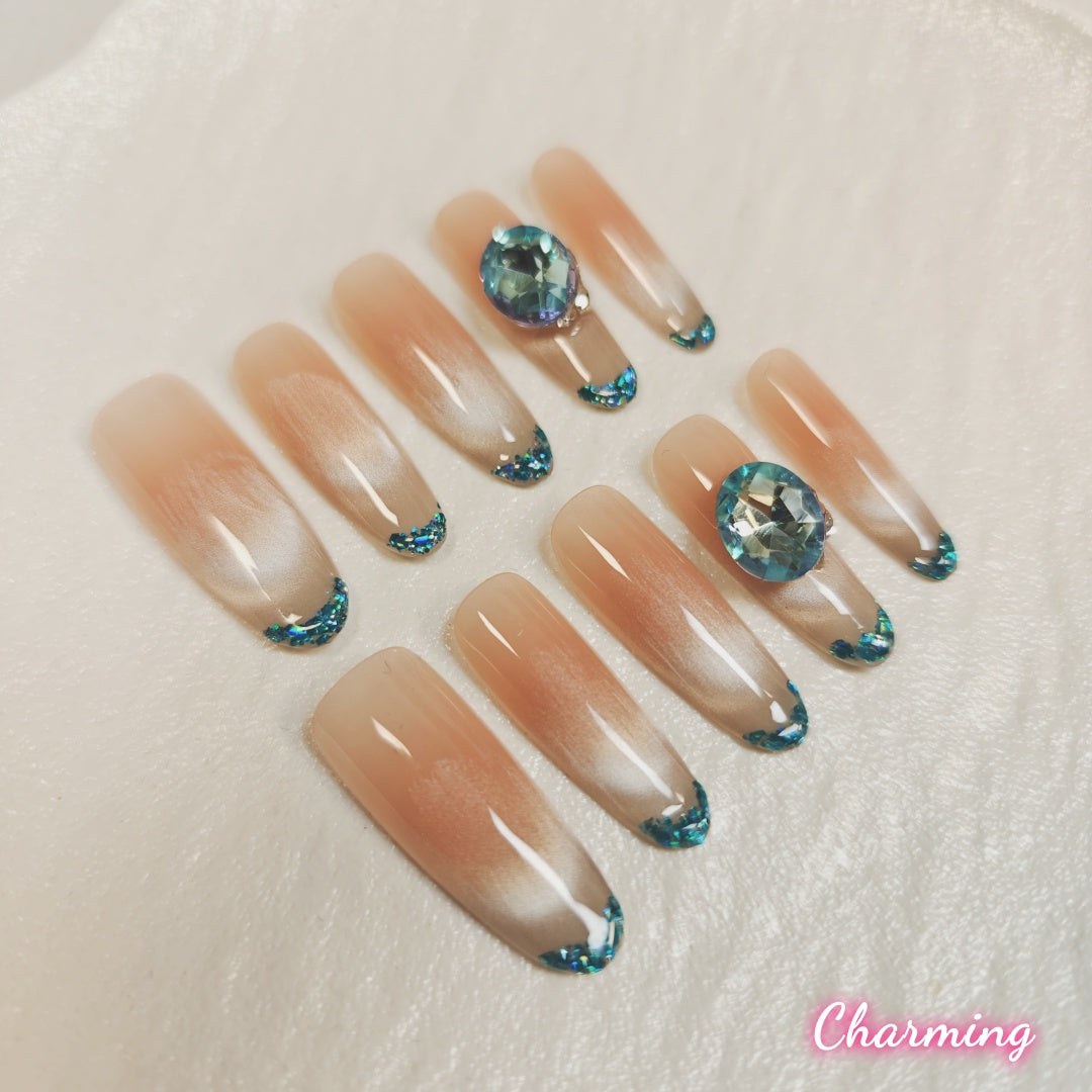 Streak of blue / Handmade Nails