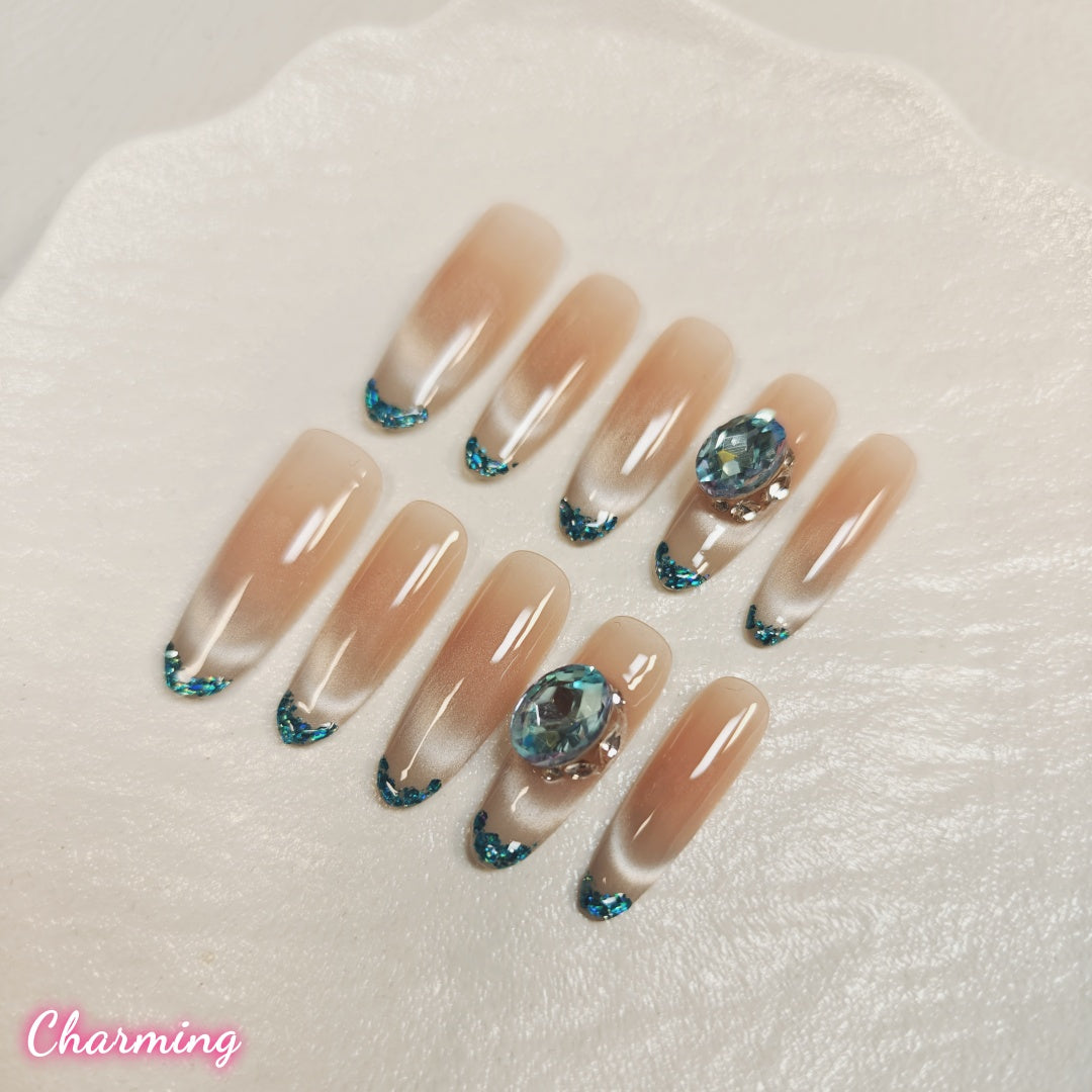 Streak of blue / Handmade Nails