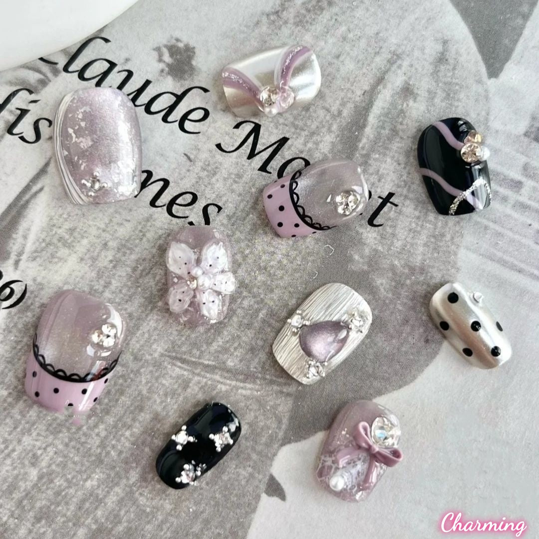 Lace Nocturne / Handmade Nails