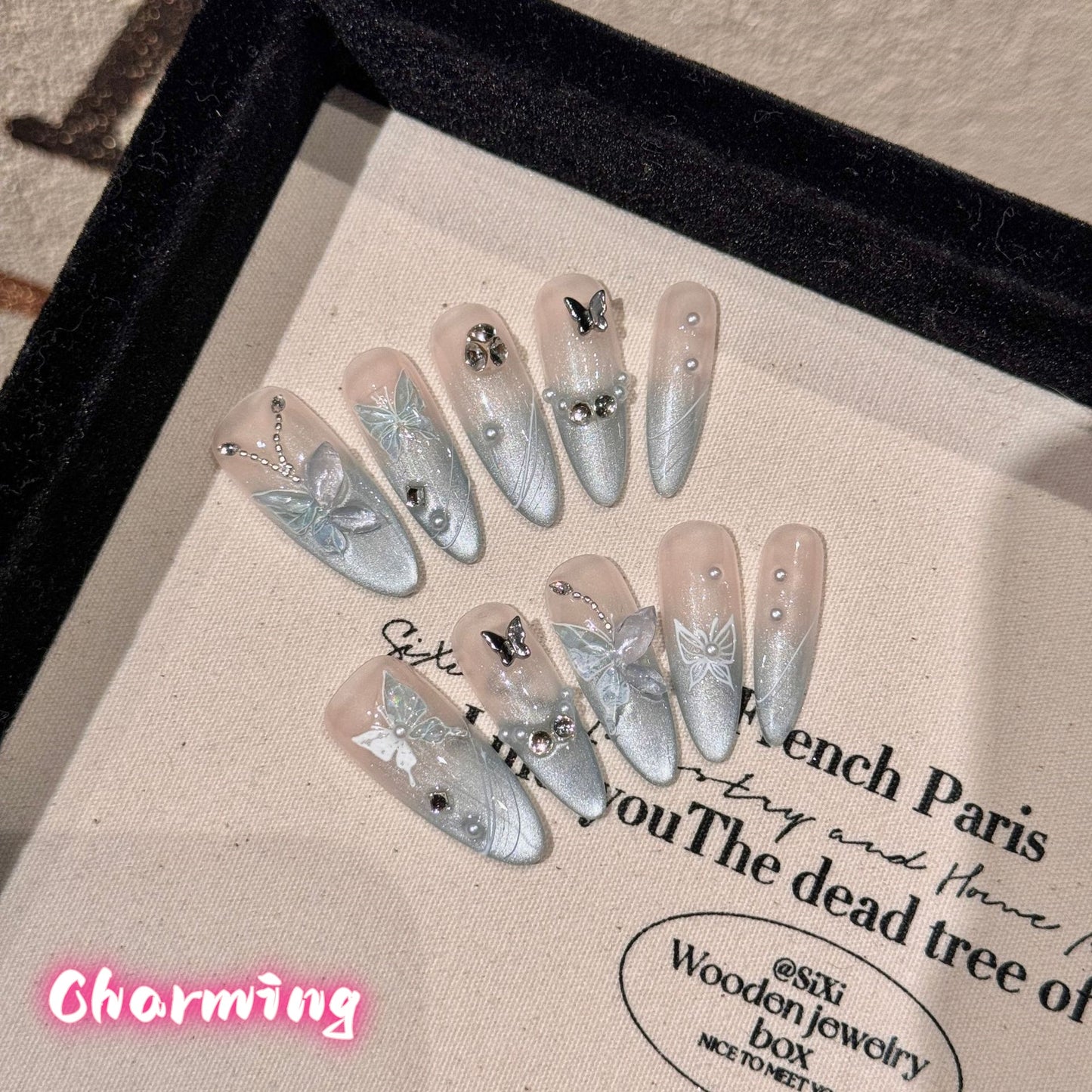Crystal butterfly / Handmade Nails