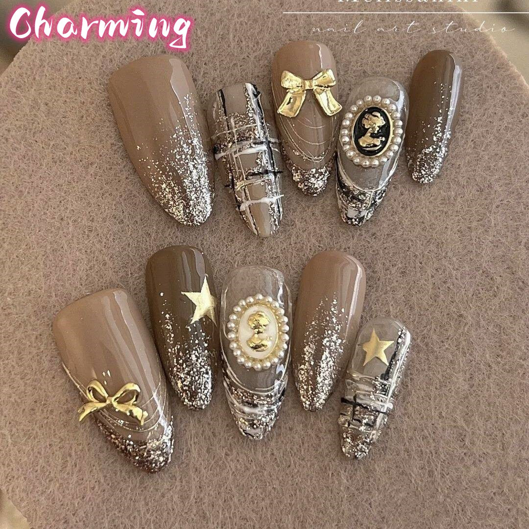 Latte / Handmade Nails