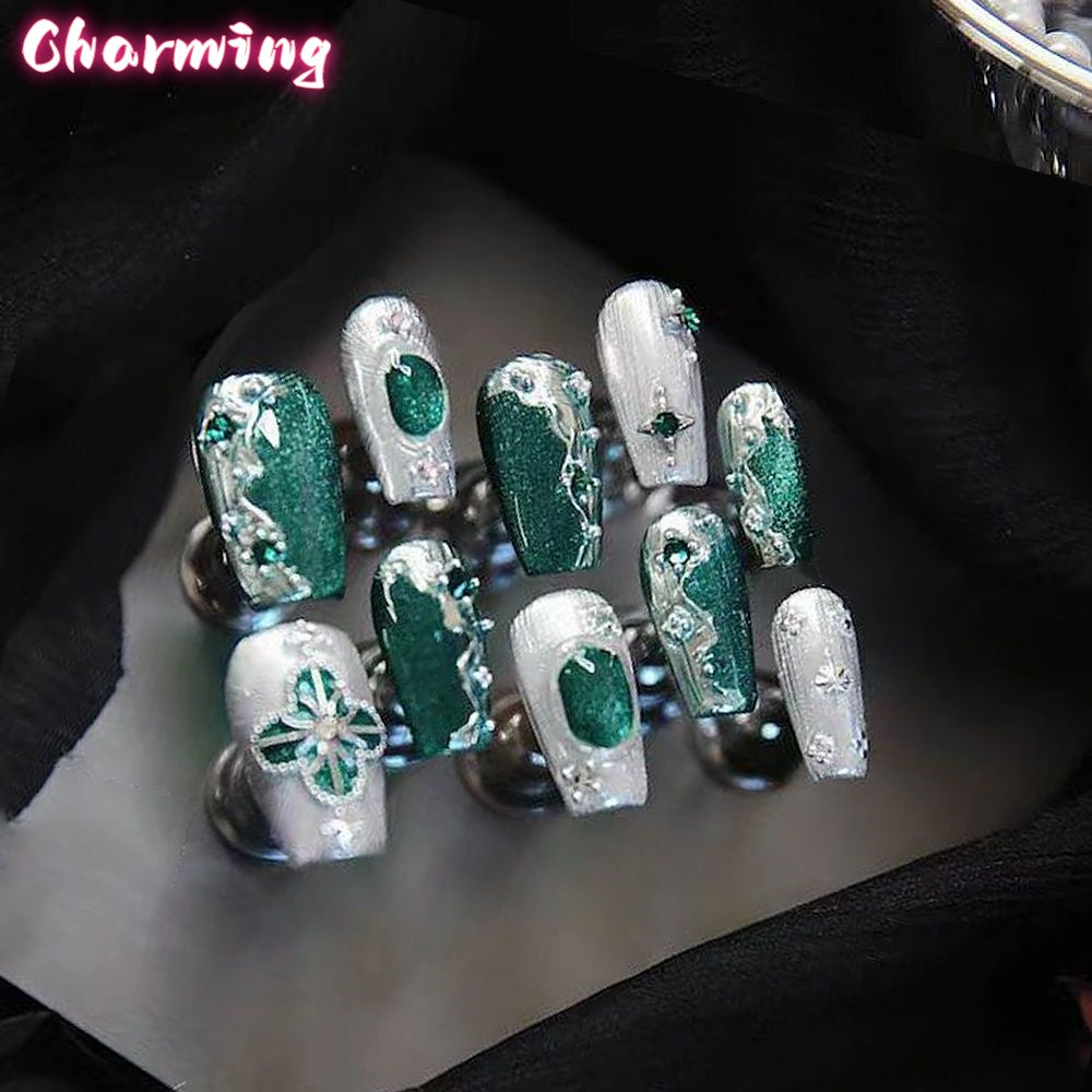 Magnificent / Handmade Nails