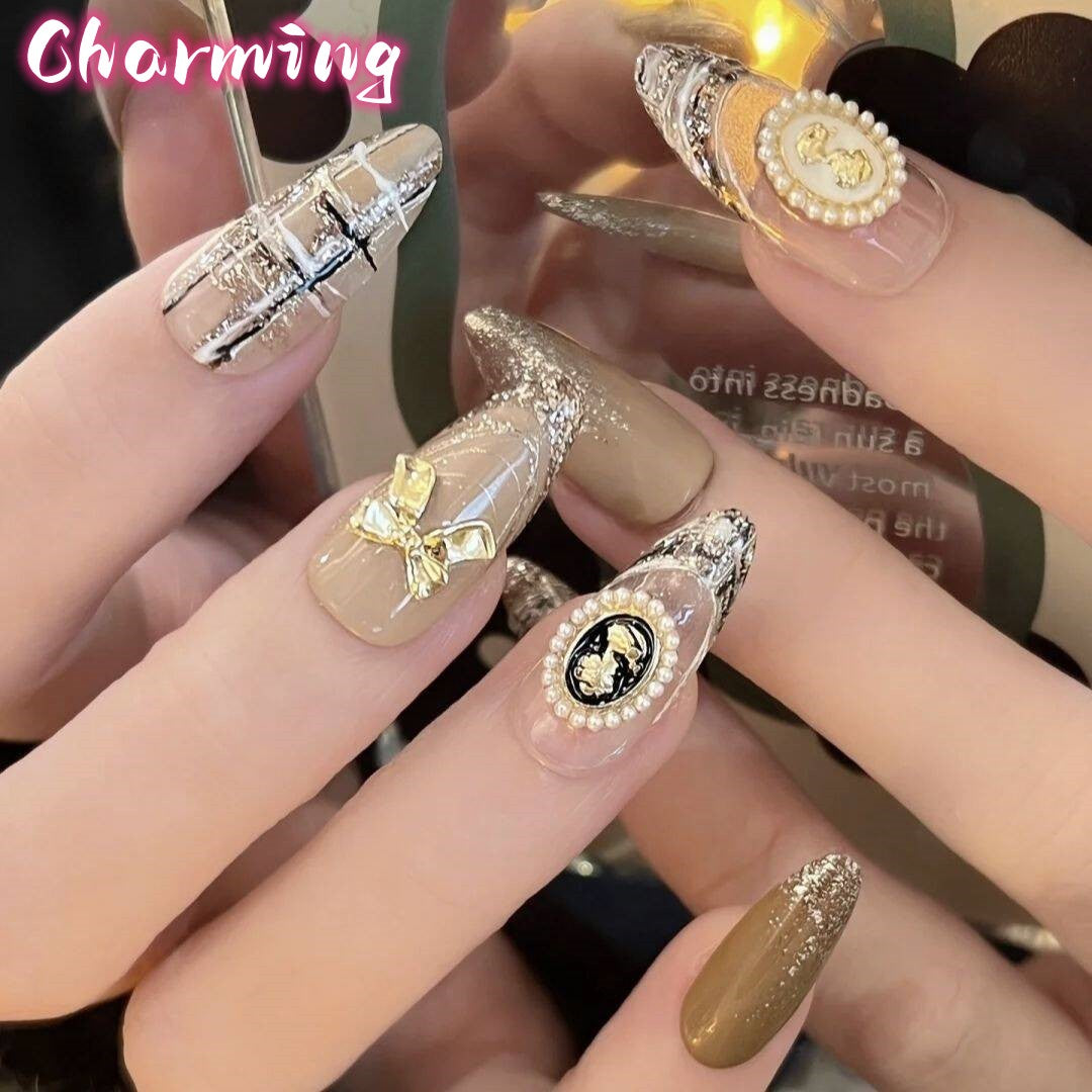 Latte / Handmade Nails