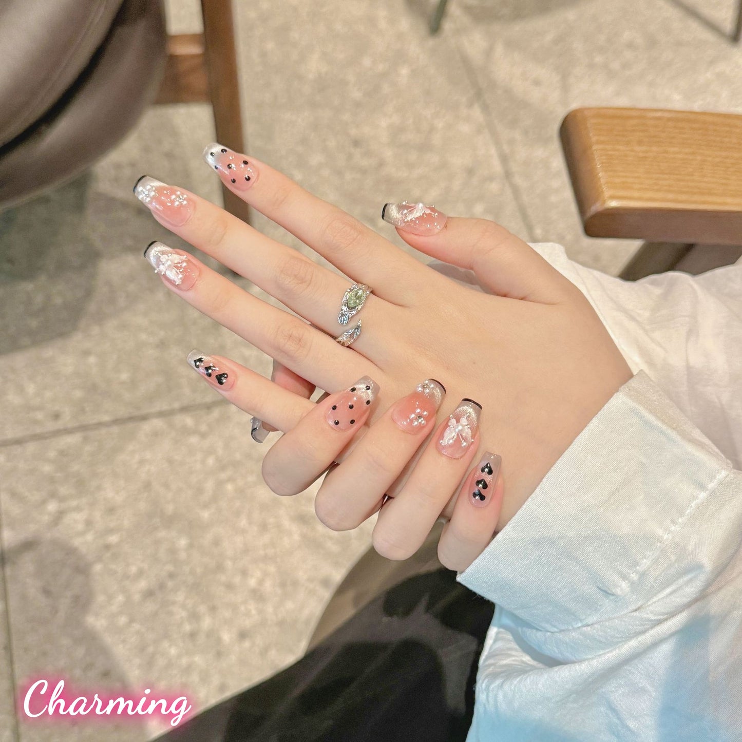 Polka Dots & Butterflies / Handmade Nails