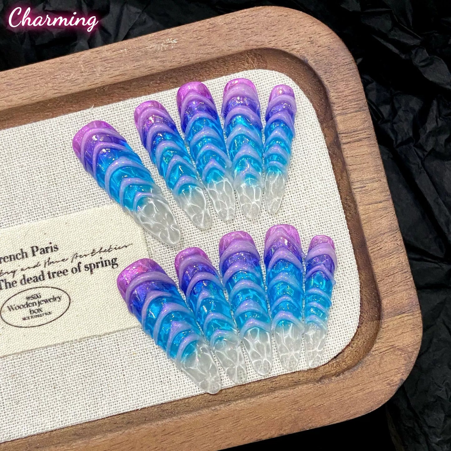 Dreamy waves / Handmade Nails