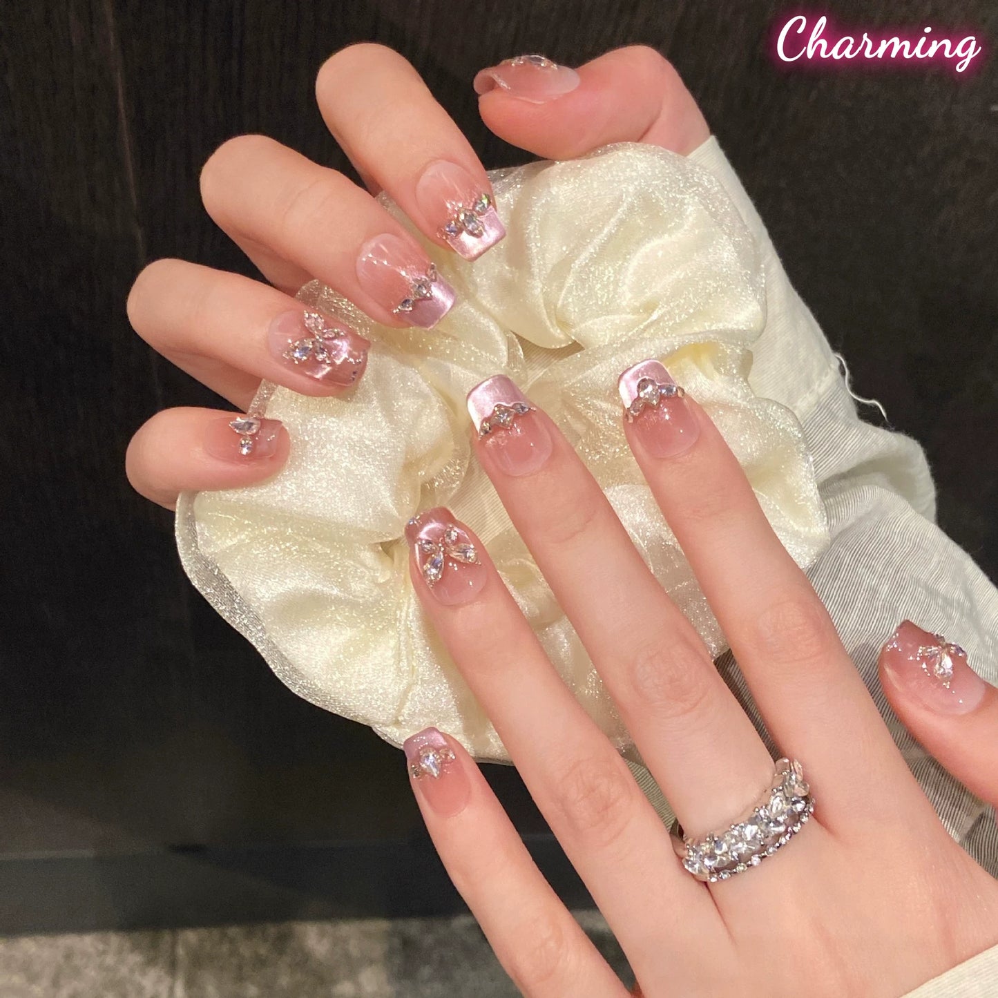 Rosebud Manor / Handmade Nails