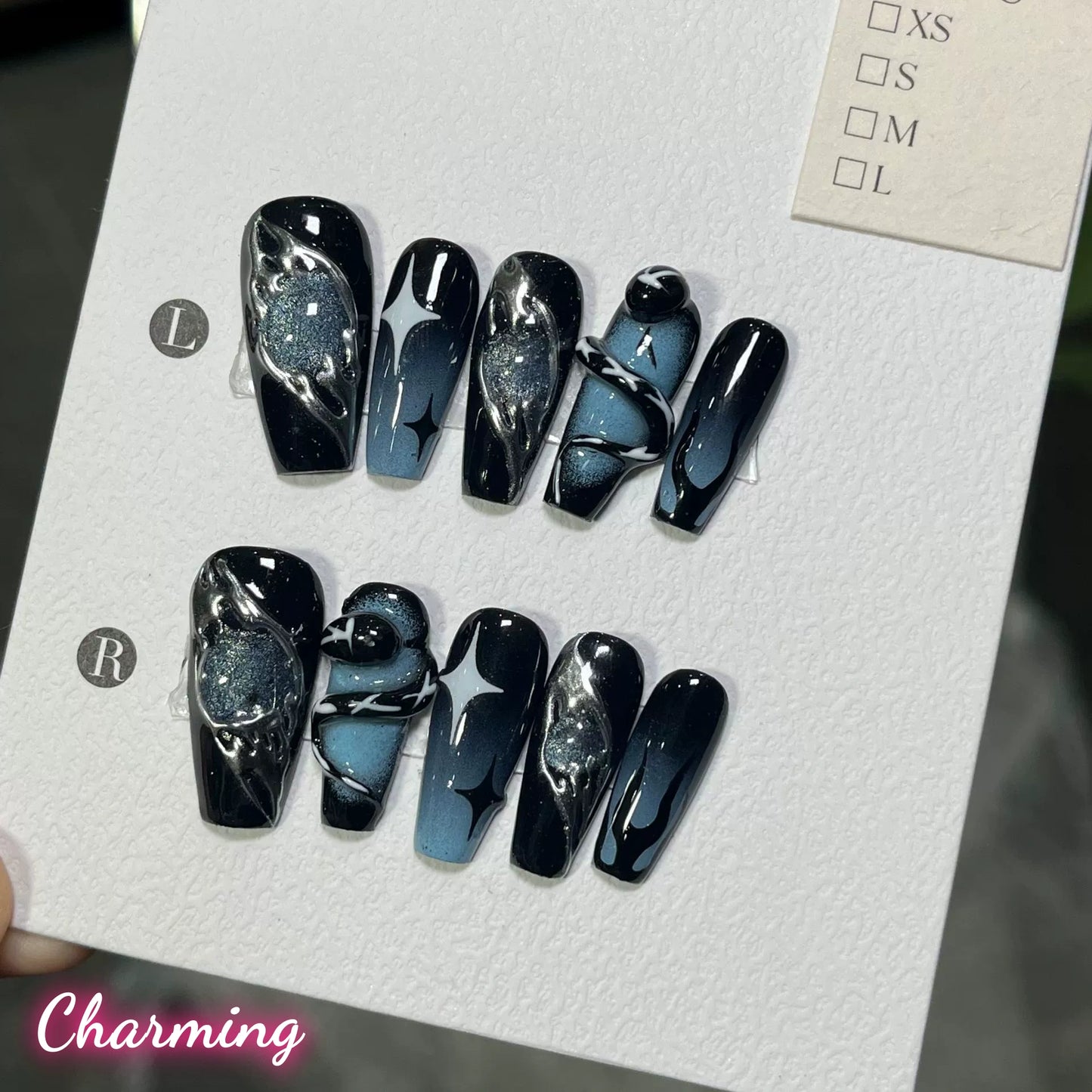 Dark Charm / Handmade Nails
