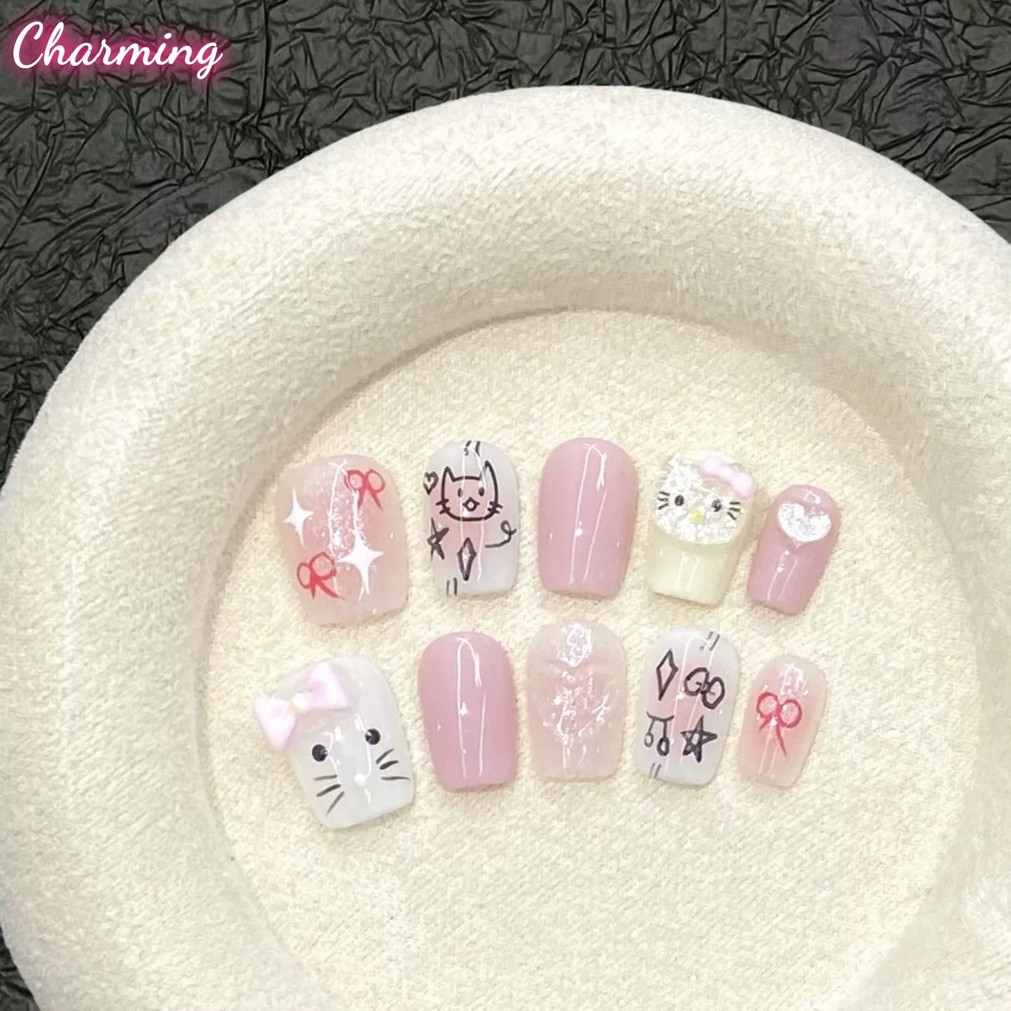 Hand-painted kitten / Handmade Nails