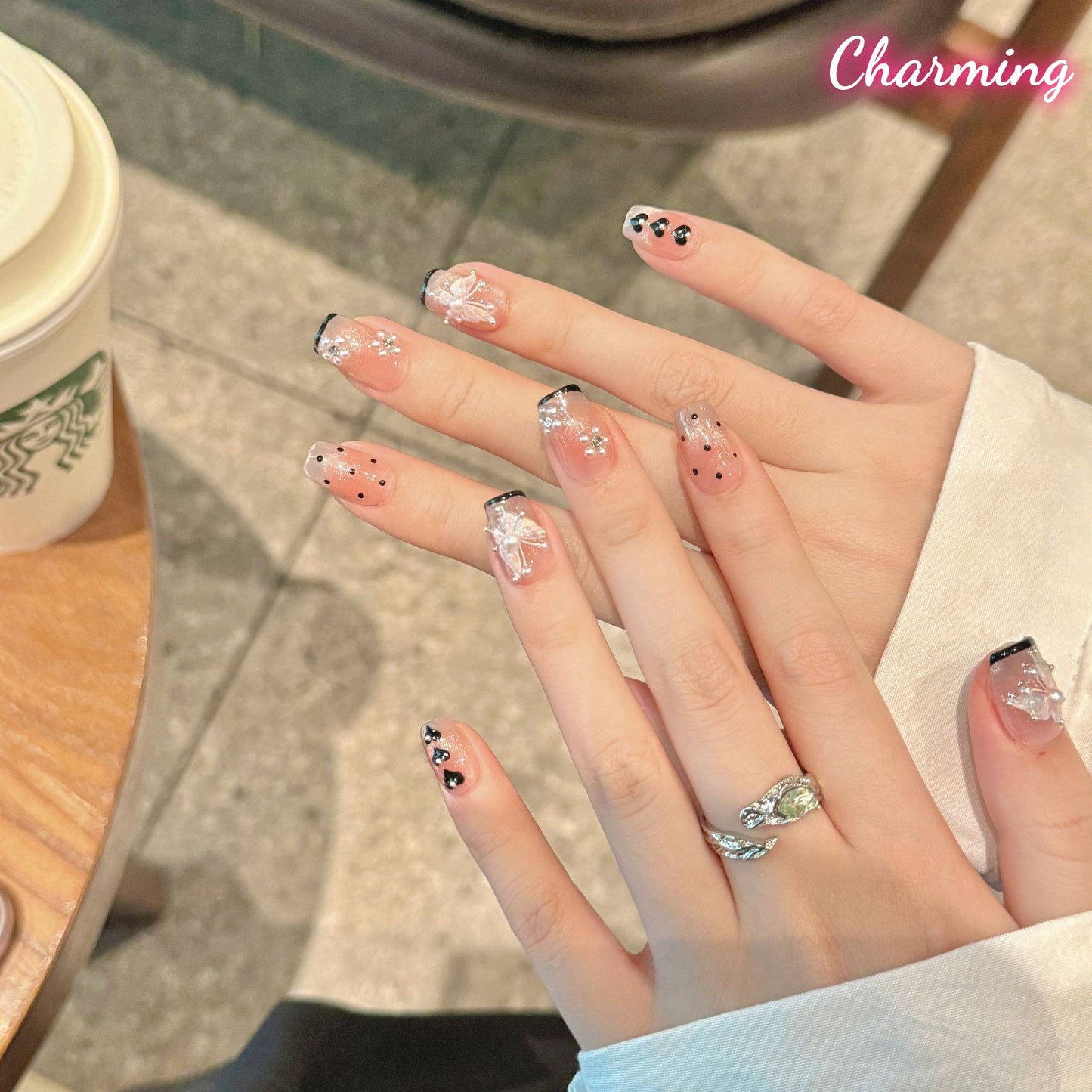 Polka Dots & Butterflies / Handmade Nails