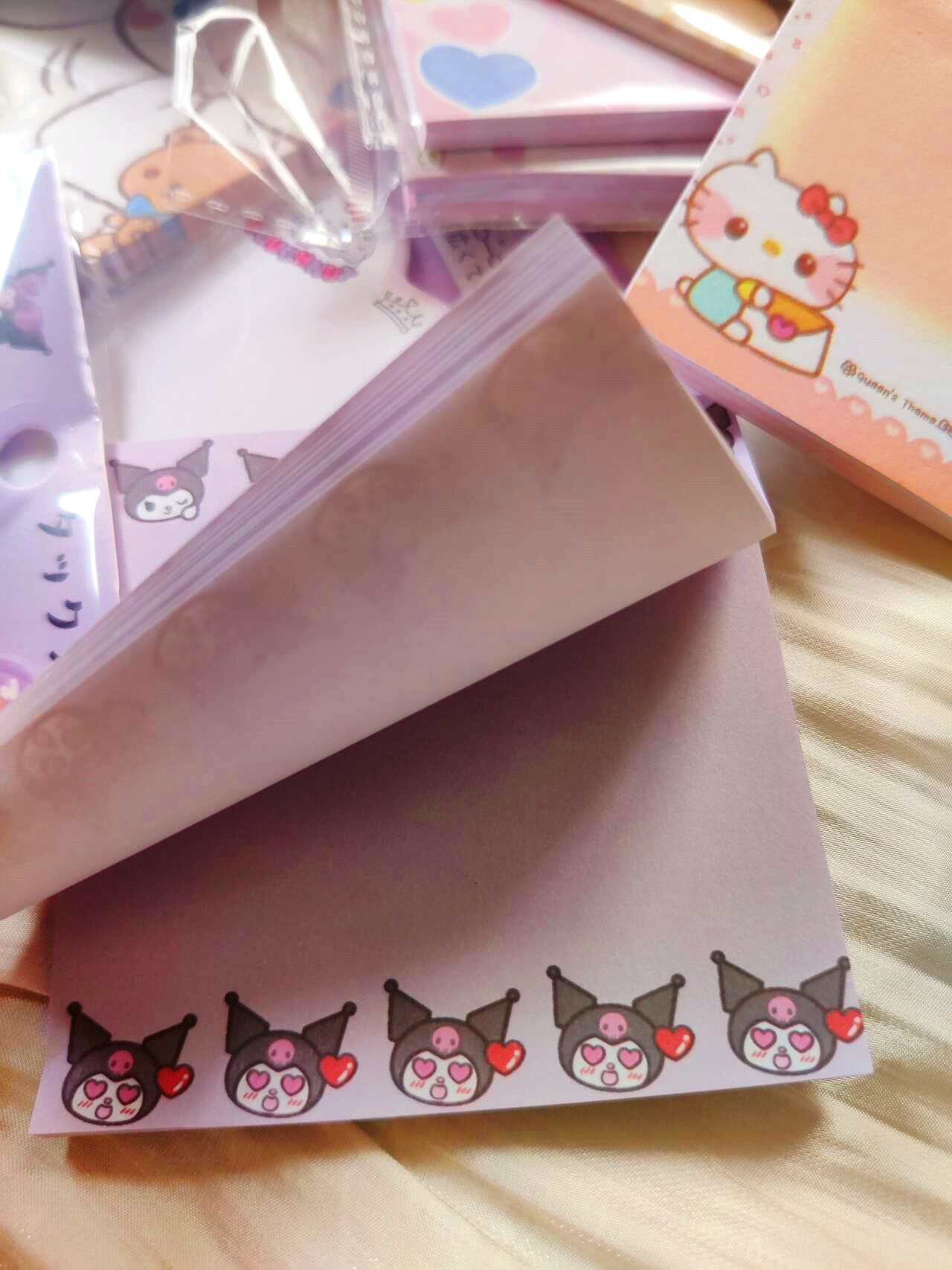 3PCS Convenient Sticky Mystery Blind Bag