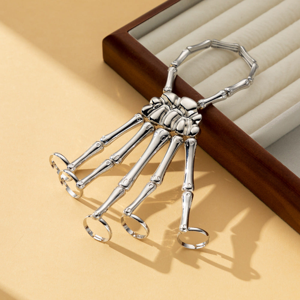 Hand jewelry