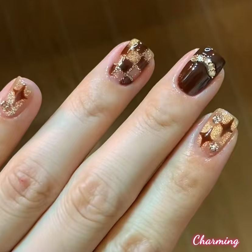Amber Grid / Handmade Nails