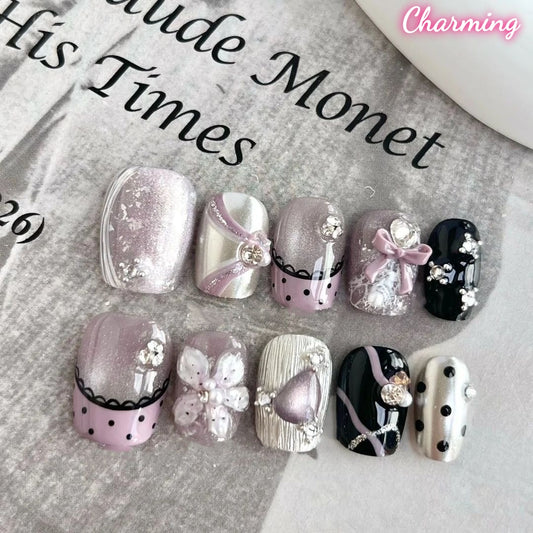 Lace Nocturne / Handmade Nails