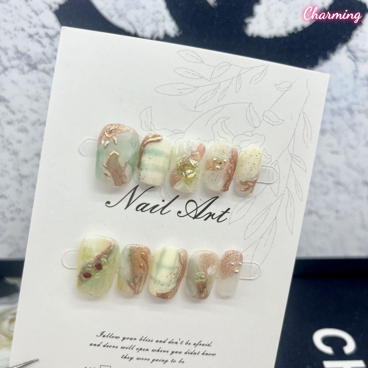 Float / Handmade Nails