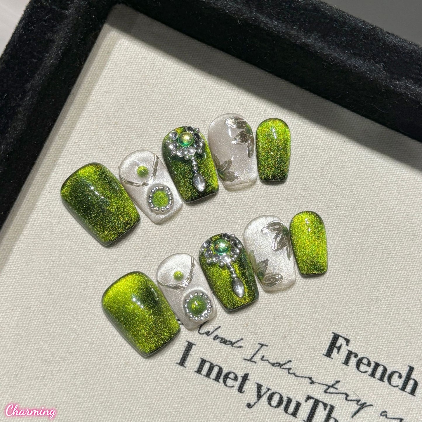 Moss Gem Myth / Handmade Nails