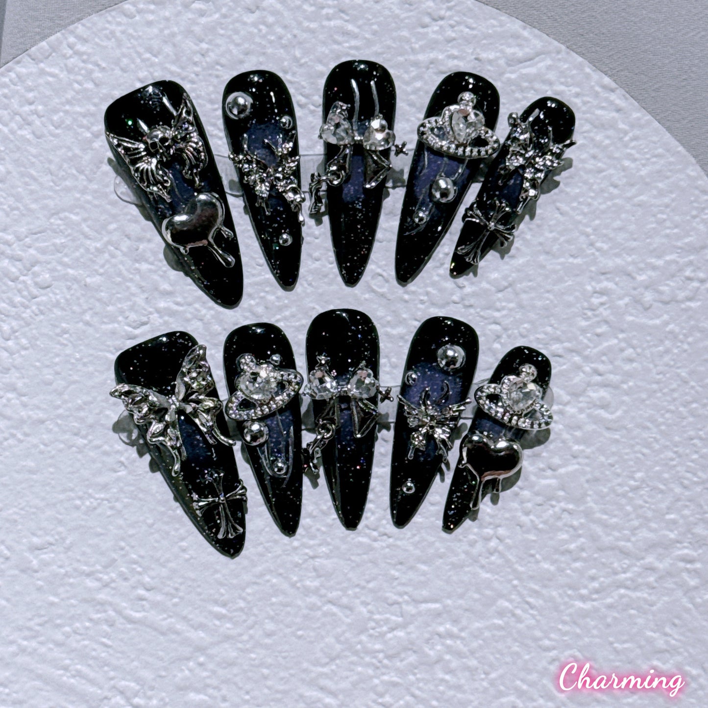 Metamorphosis Noir / Handmade Nails
