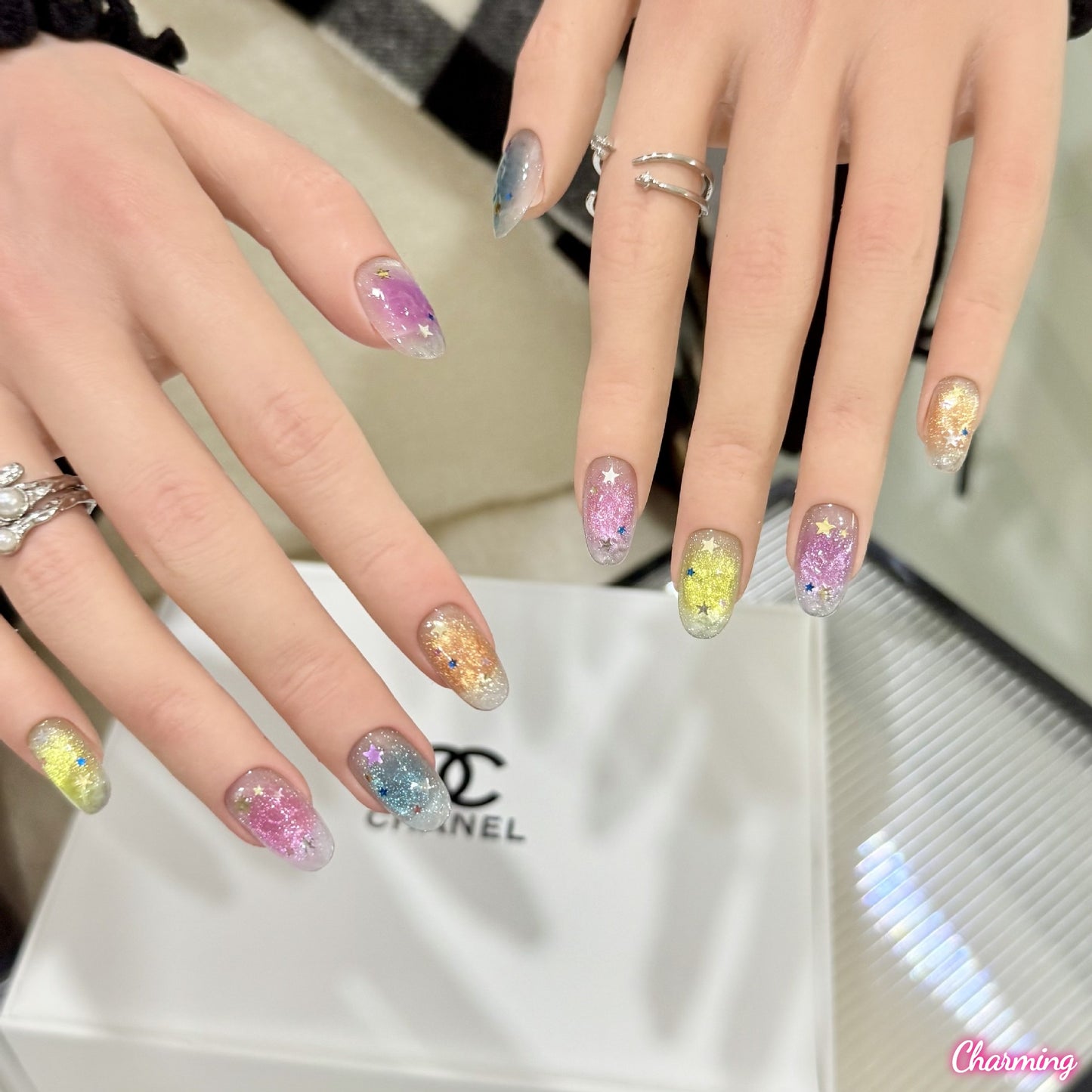 Happy Sparkle / Handmade Nails