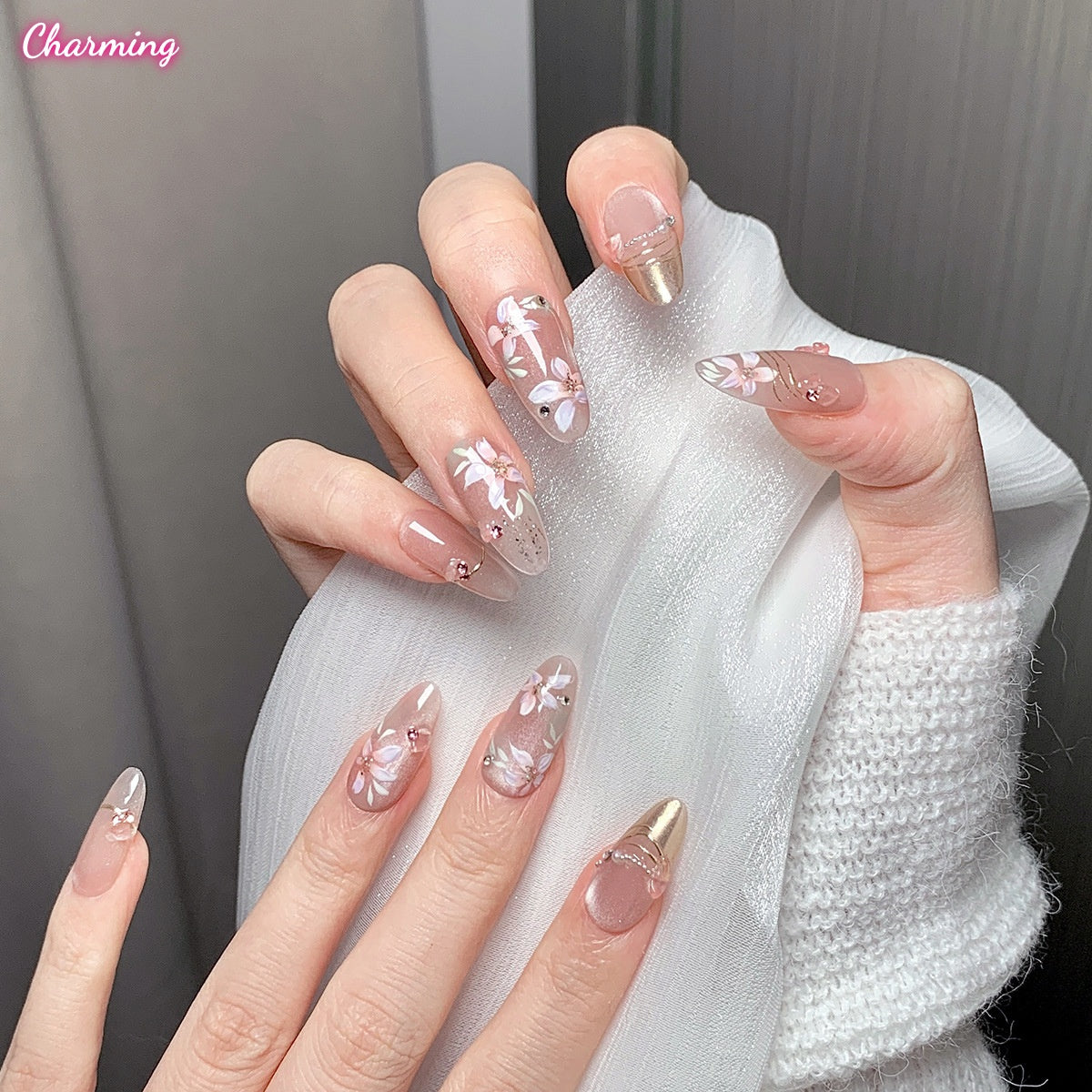 Amber Petal / Handmade Nails