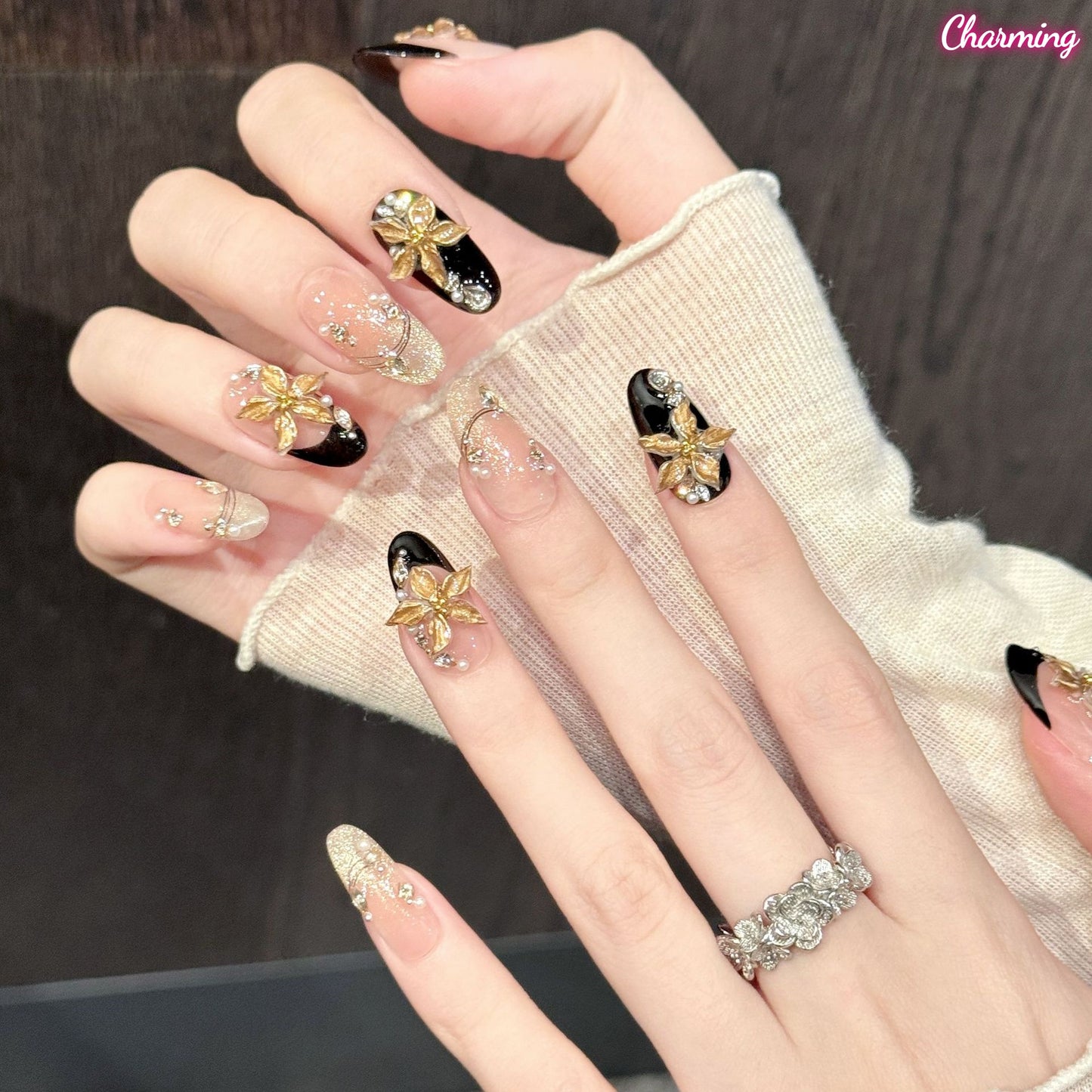 Gilded Gardenia / Handmade Nails