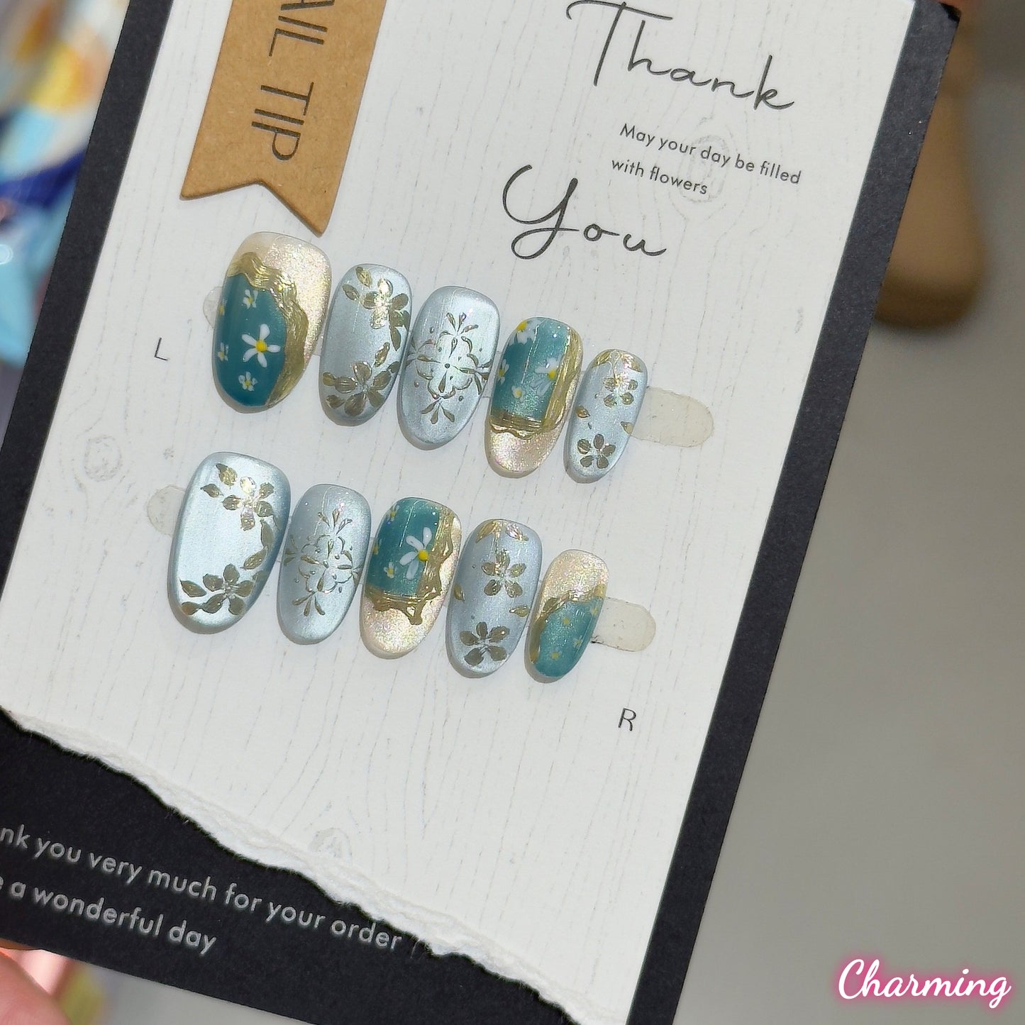 Cyan Flora / Handmade Nails