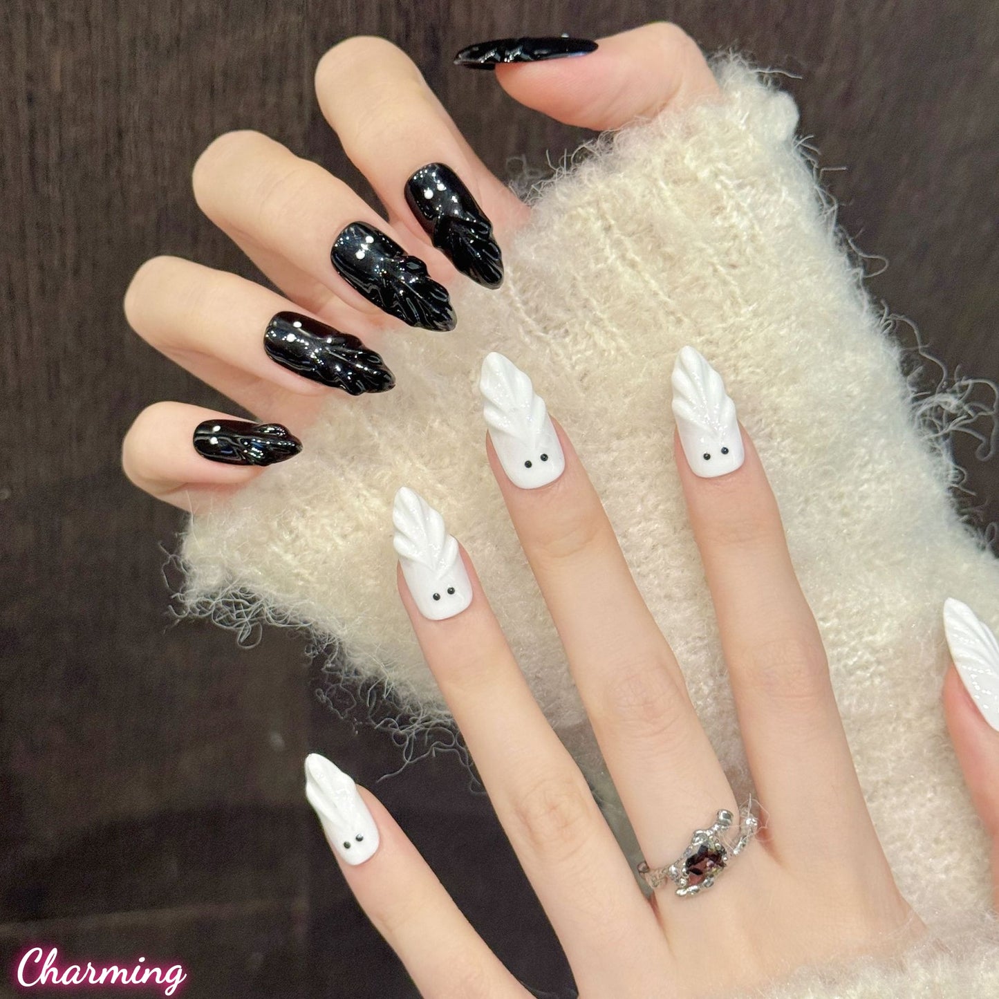 Black Ghost and White Ghost / Handmade Nails