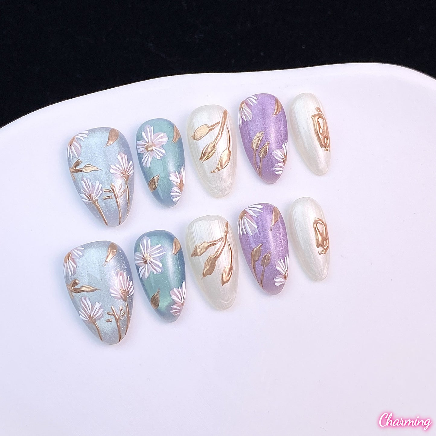 Fading Petal / Handmade Nails