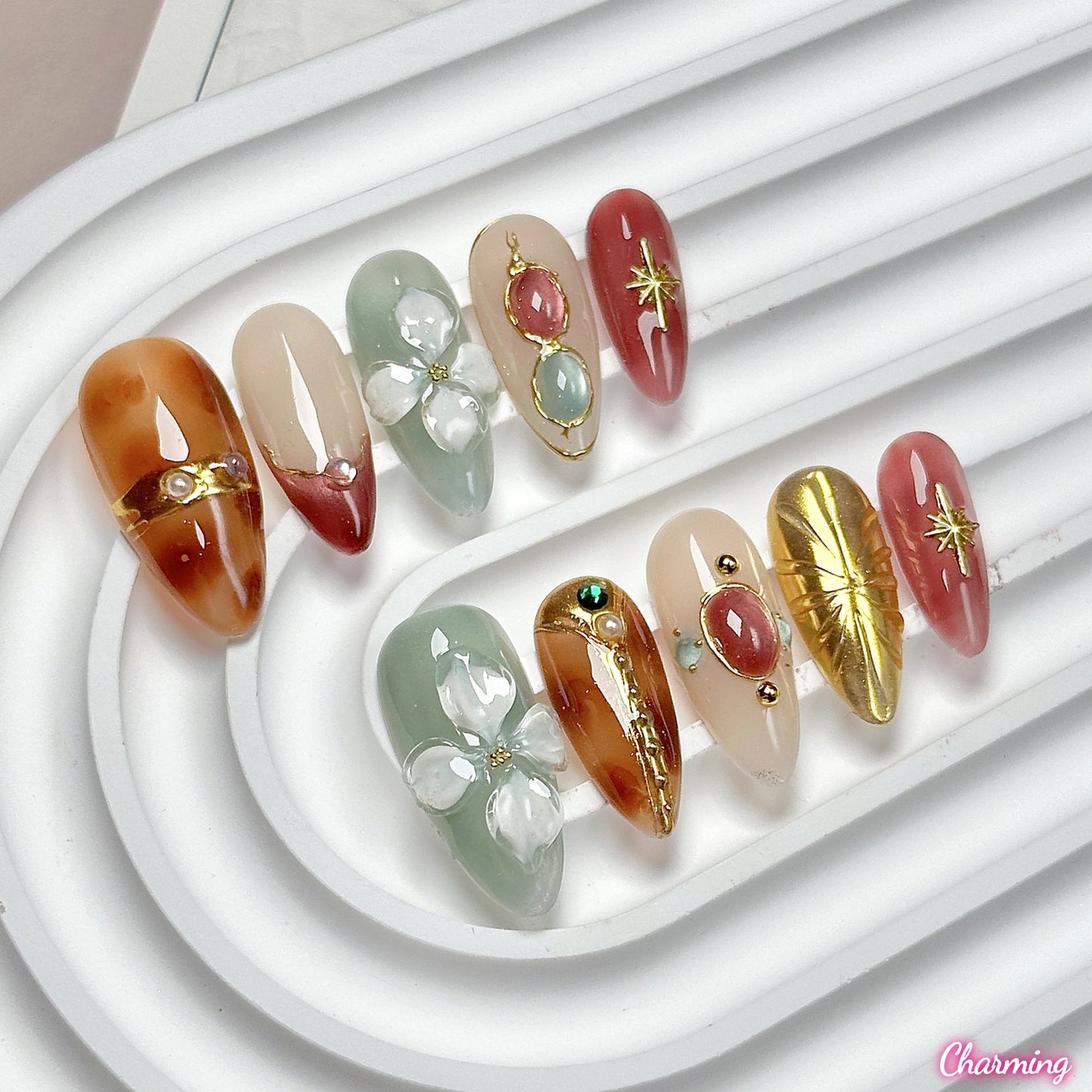 The Touch of a Petal / Handmade Nails