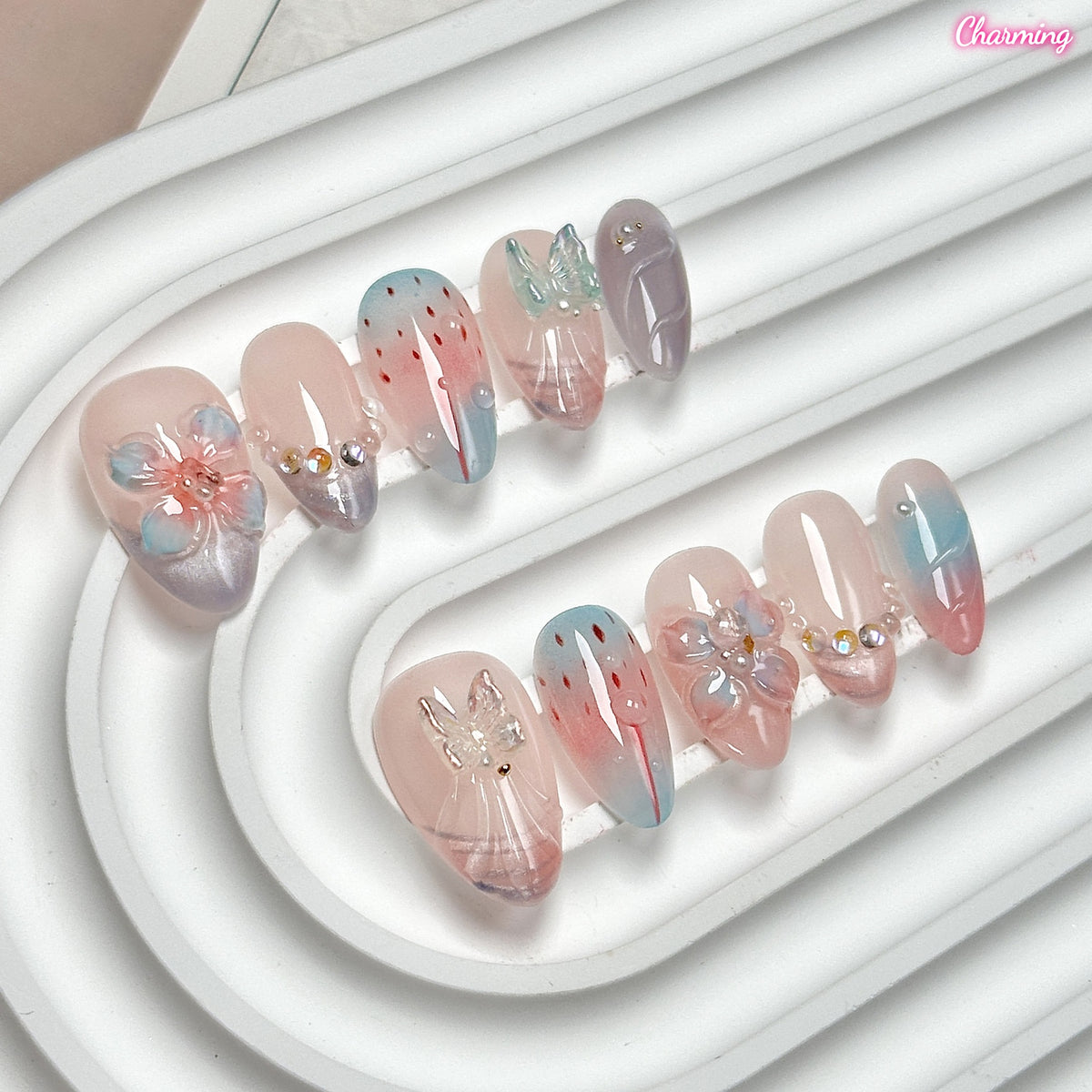 Petal & Wing / Handmade Nailsems