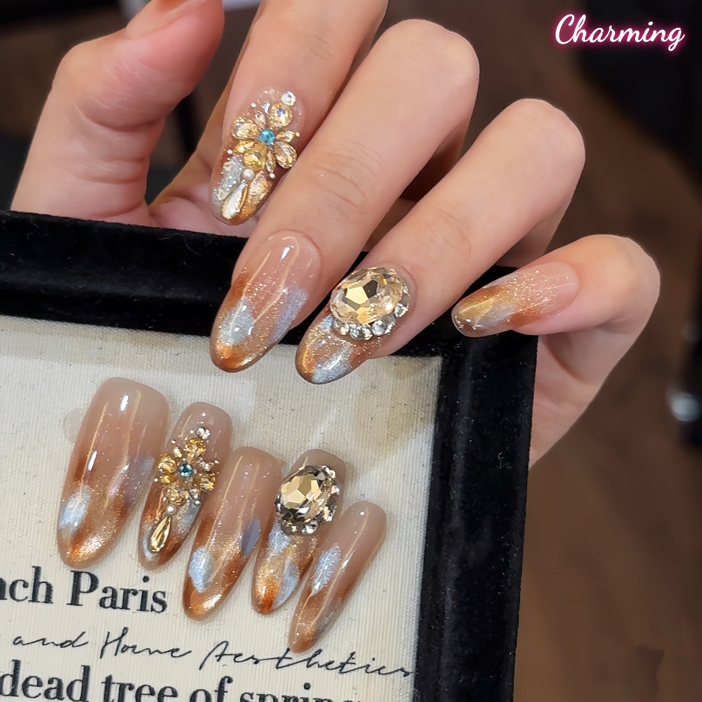 Amber Gleam / Handmade Nails