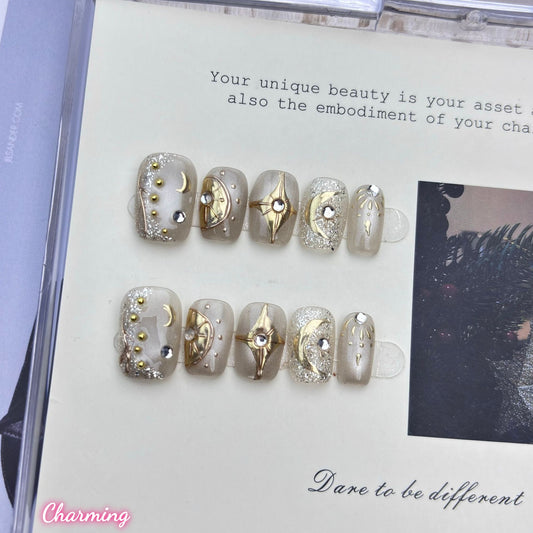 Oracle Glass / Handmade Nails