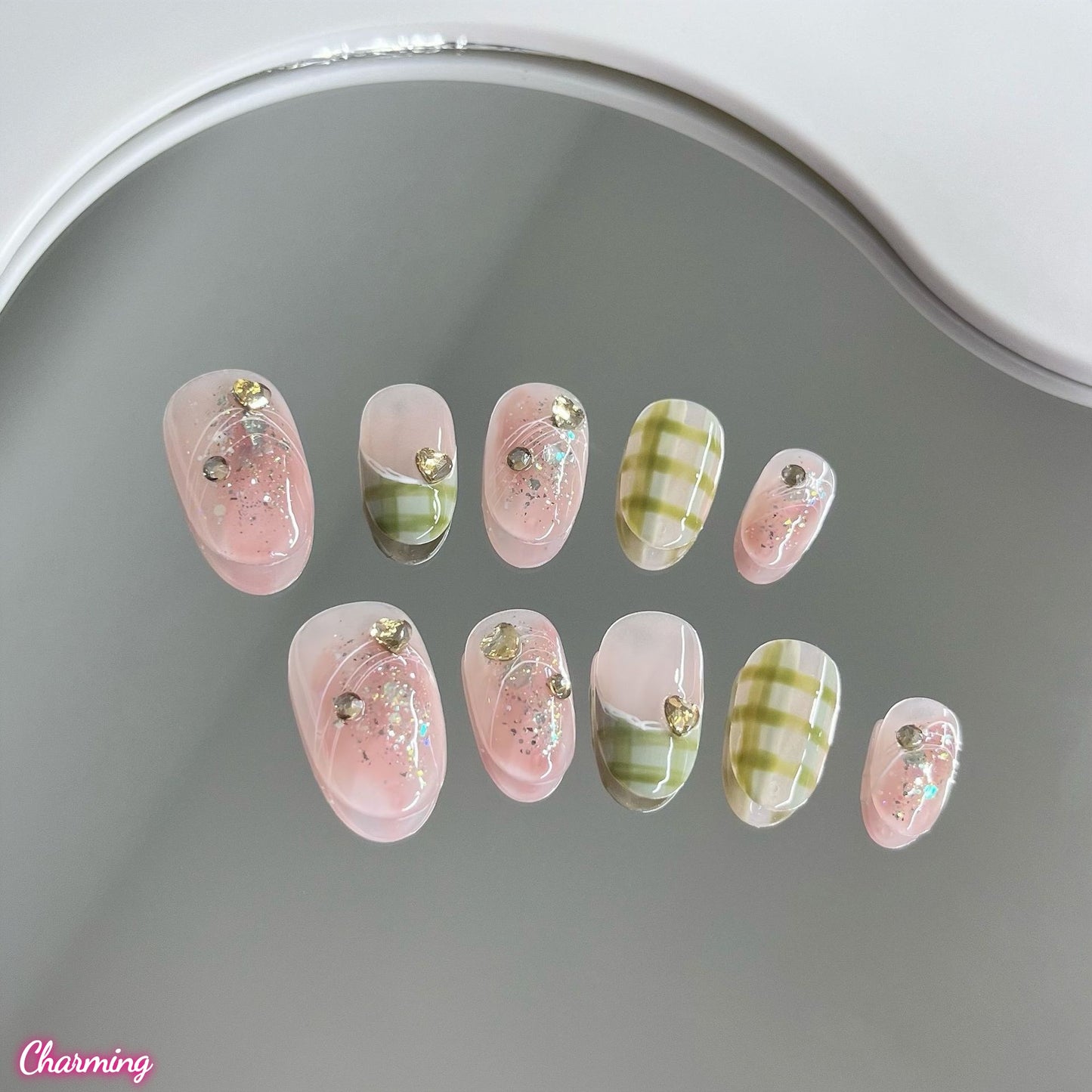 Pink Picnic / Handmade Nails