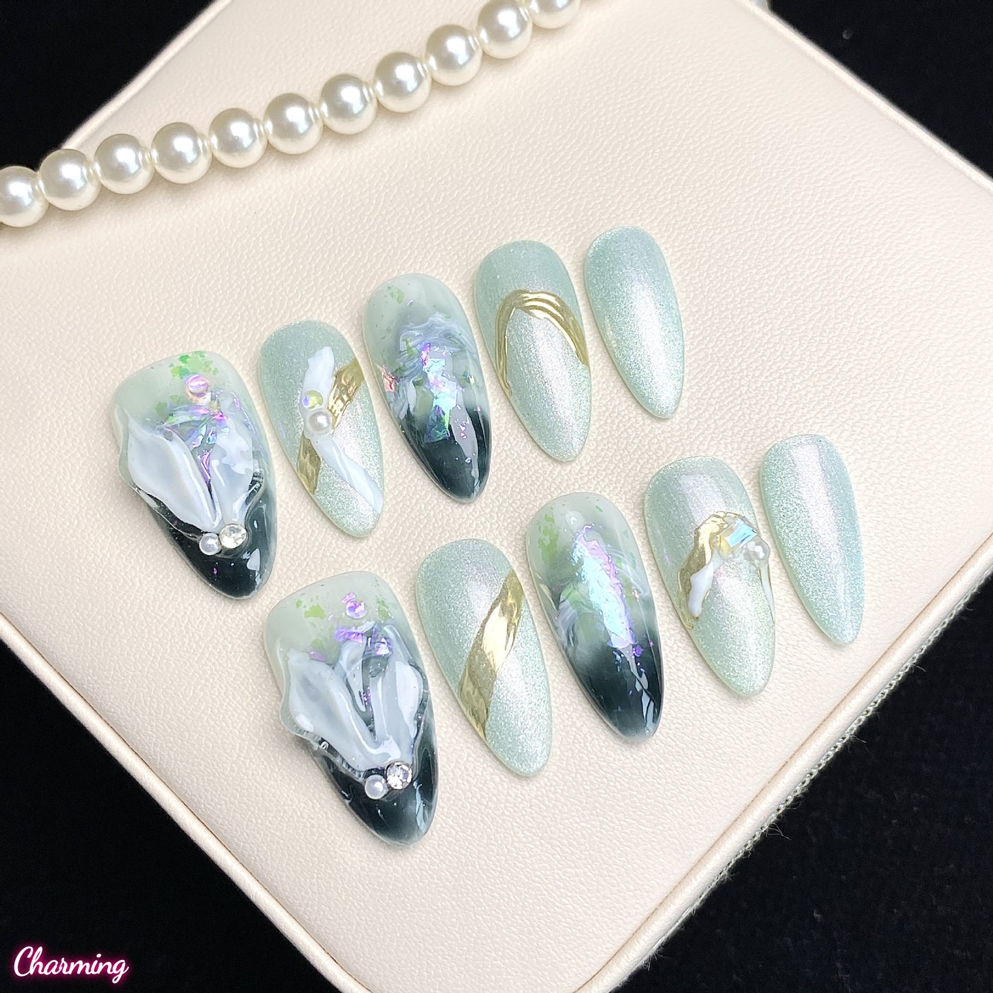 A Cool Kind of Sweet / Handmade Nailsems