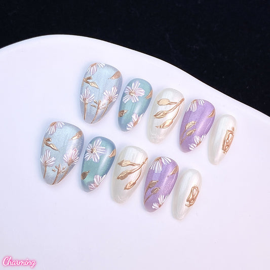 Fading Petal / Handmade Nails