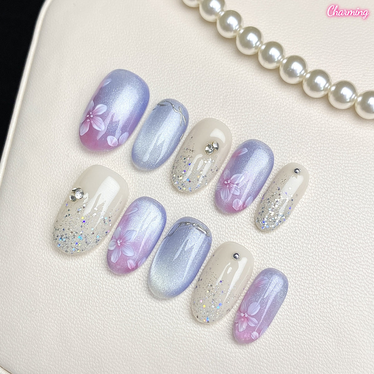 Bloom in Fade  / Handmade Nailsems