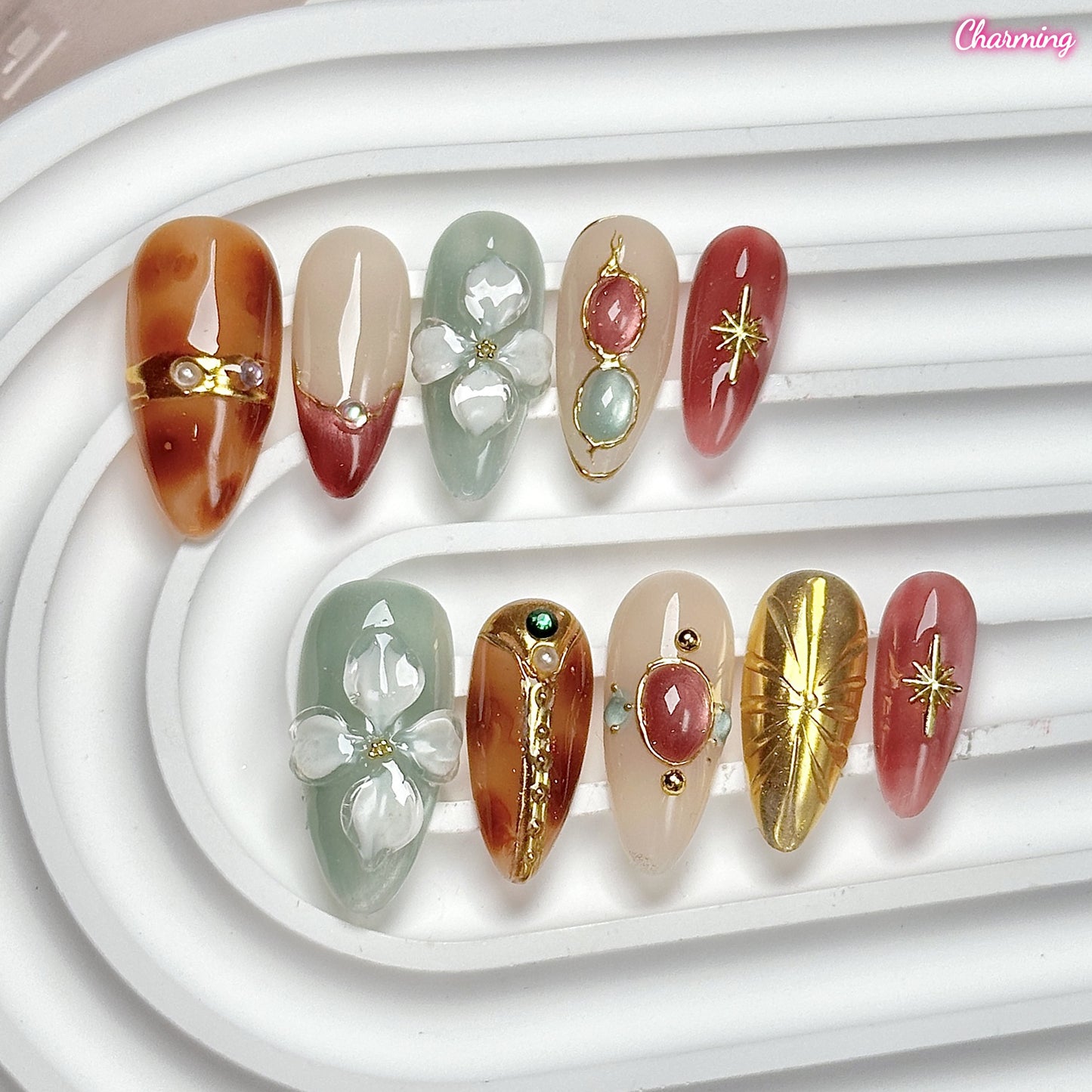 The Touch of a Petal / Handmade Nails