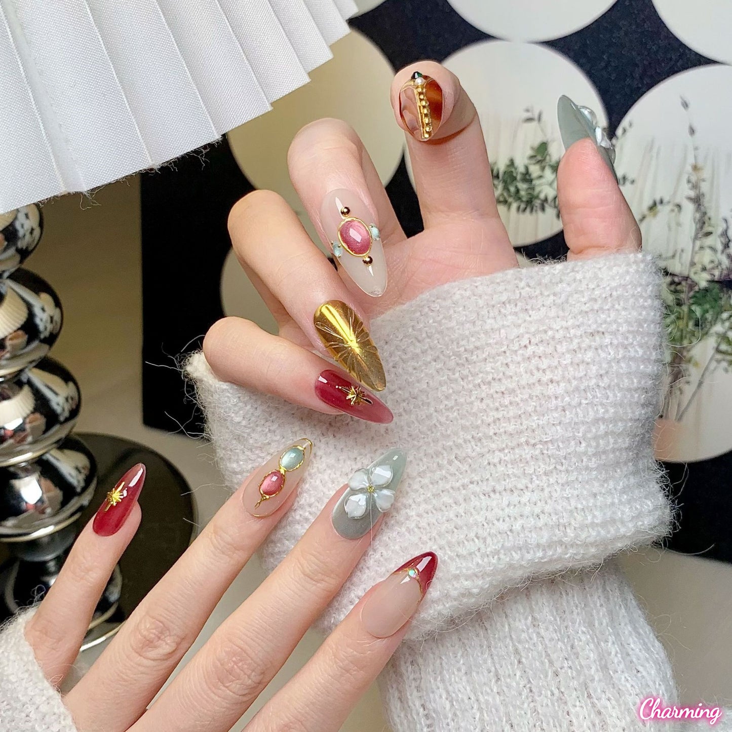 The Touch of a Petal / Handmade Nails