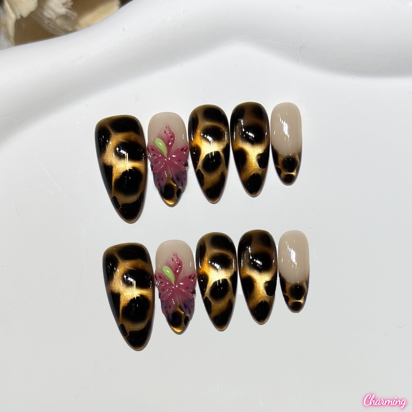 Shadow Leopard Gloss / Handmade Nails