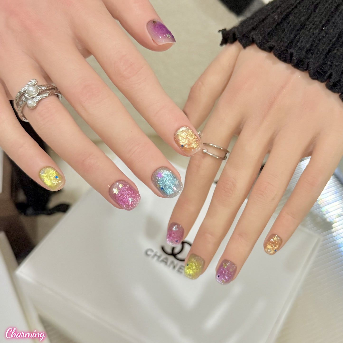 Happy Sparkle / Handmade Nails