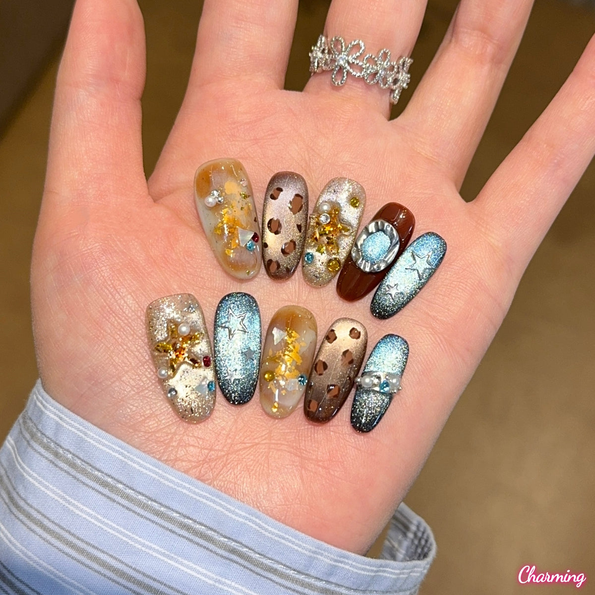 Falling Spots / Handmade Nailsems