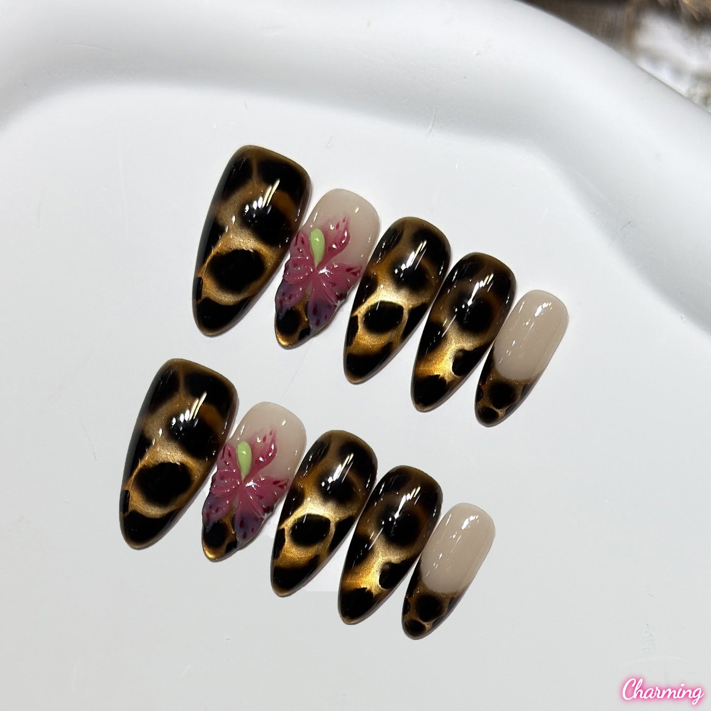 Shadow Leopard Gloss / Handmade Nails