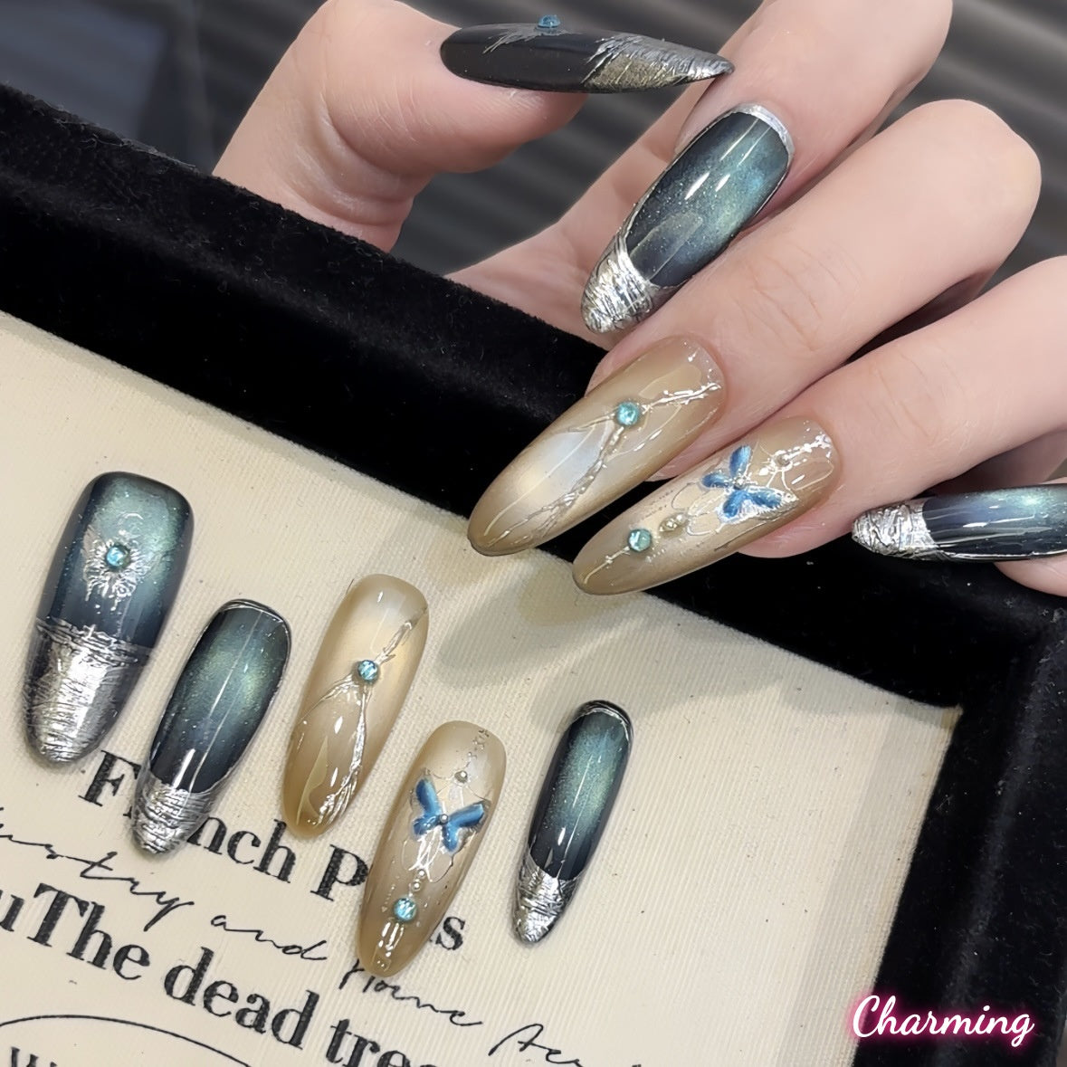 Velvet Vamp / Handmade Nails