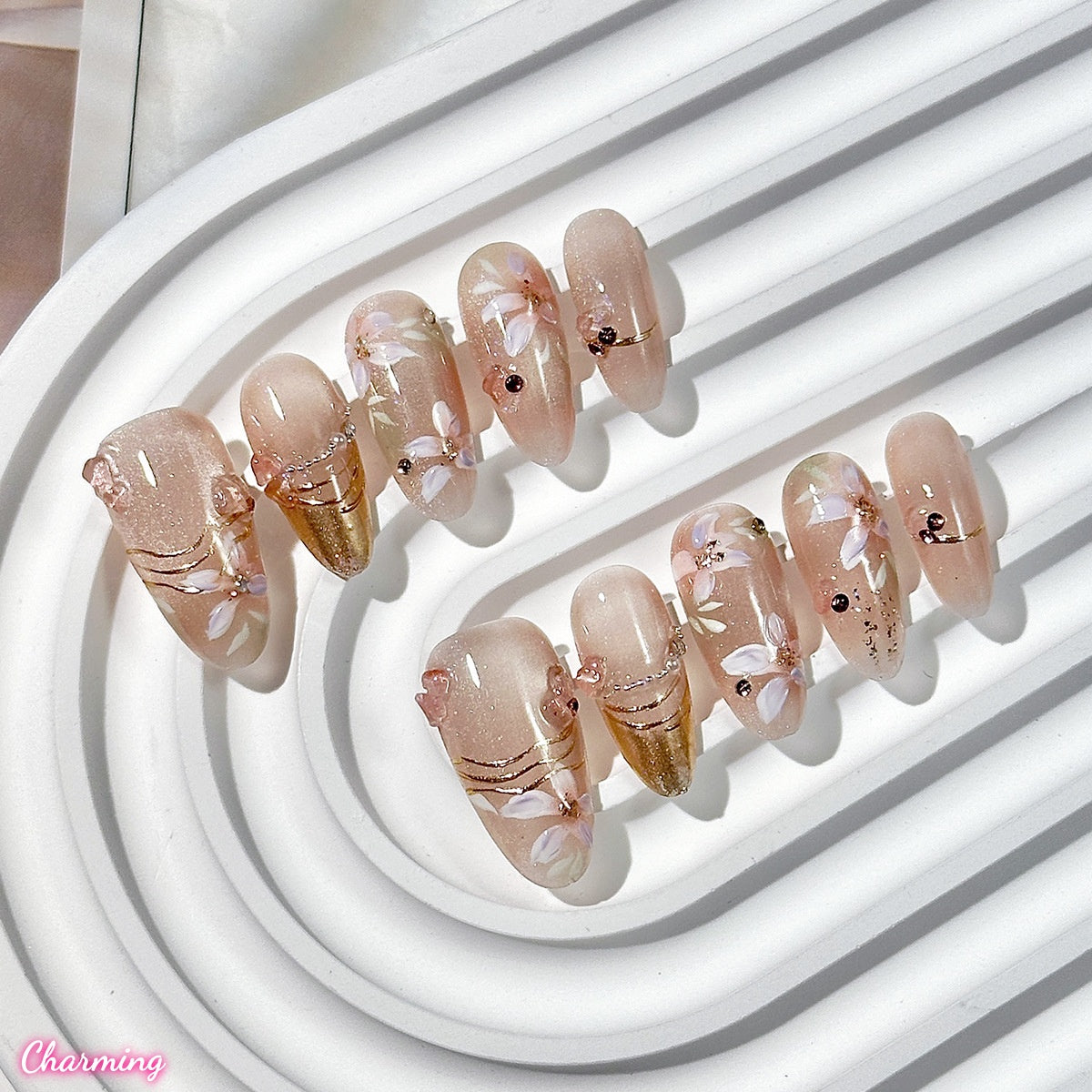 Amber Petal / Handmade Nails