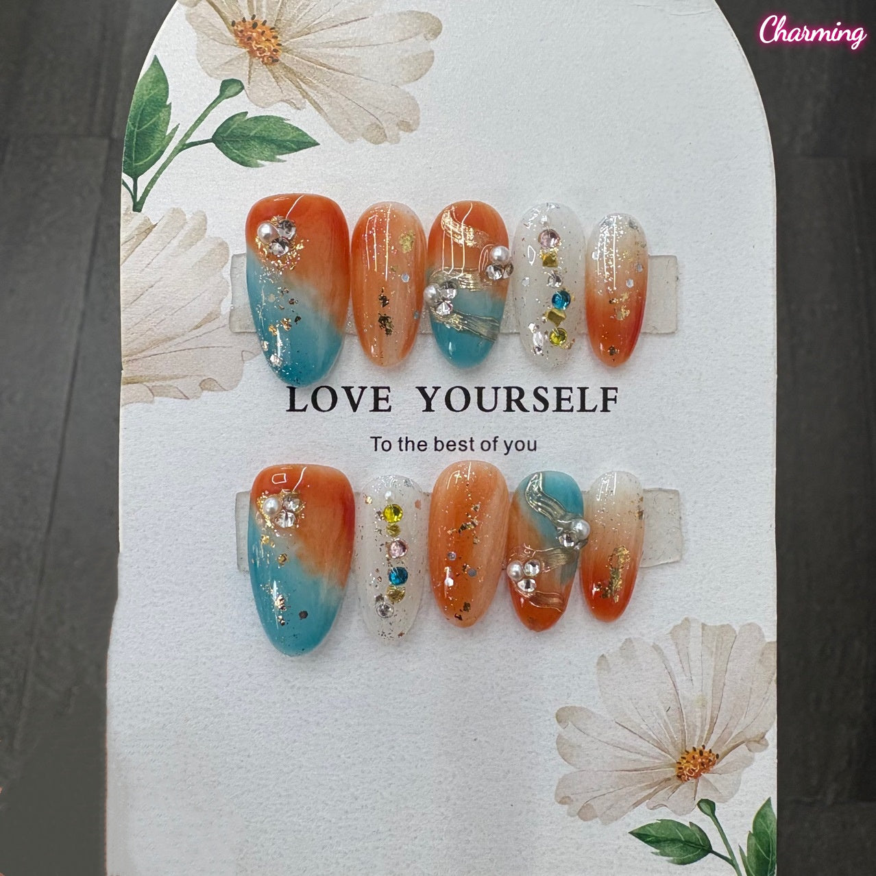 Gold on the Grotto / Handmade Nailsems