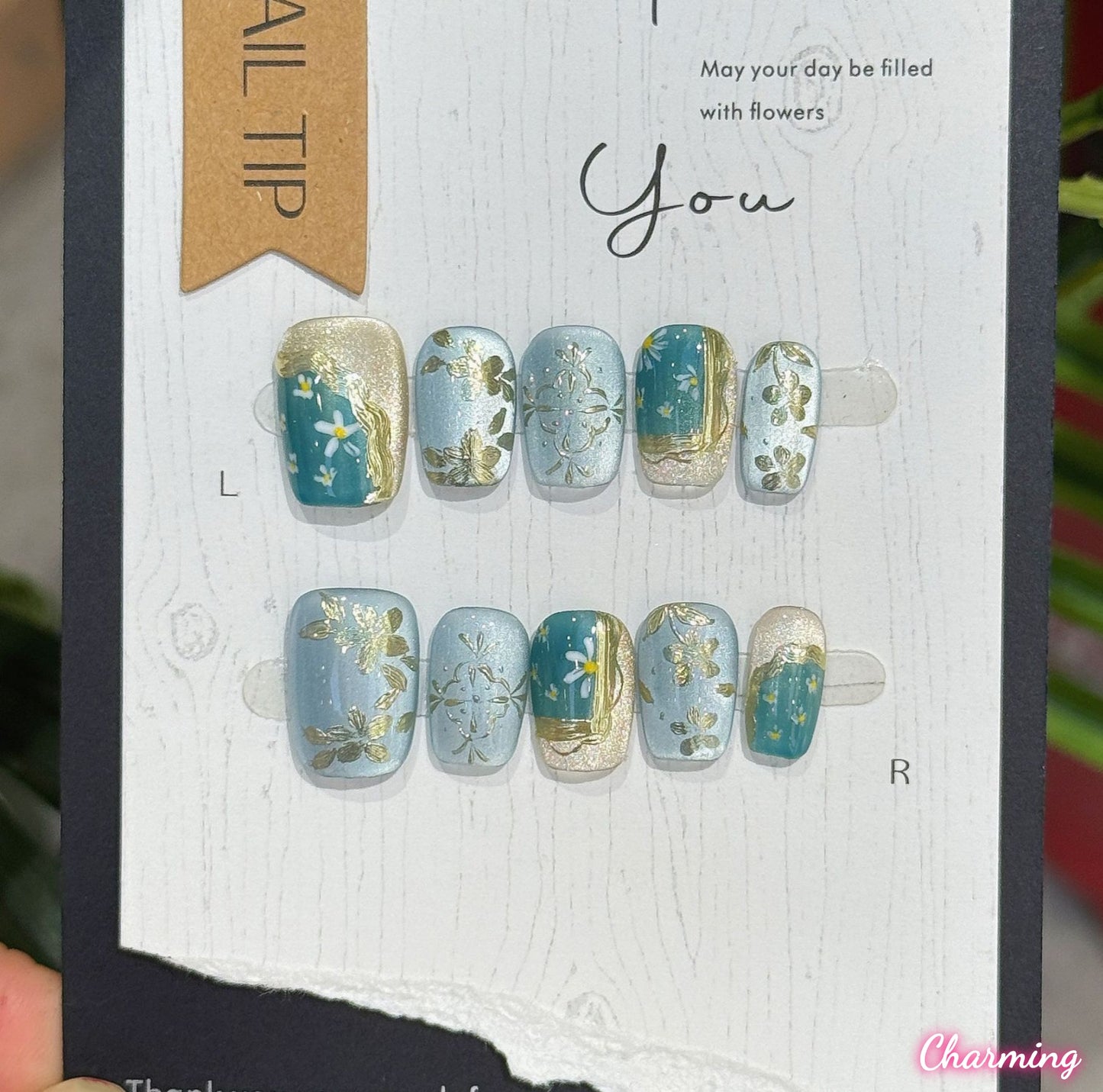 Cyan Flora / Handmade Nails