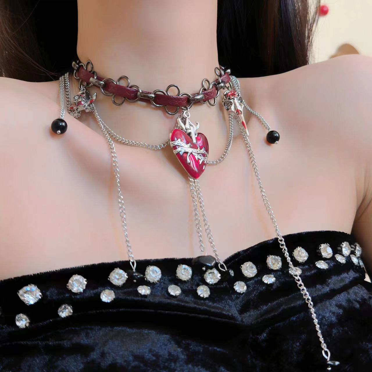 Heart of Thorns Necklace