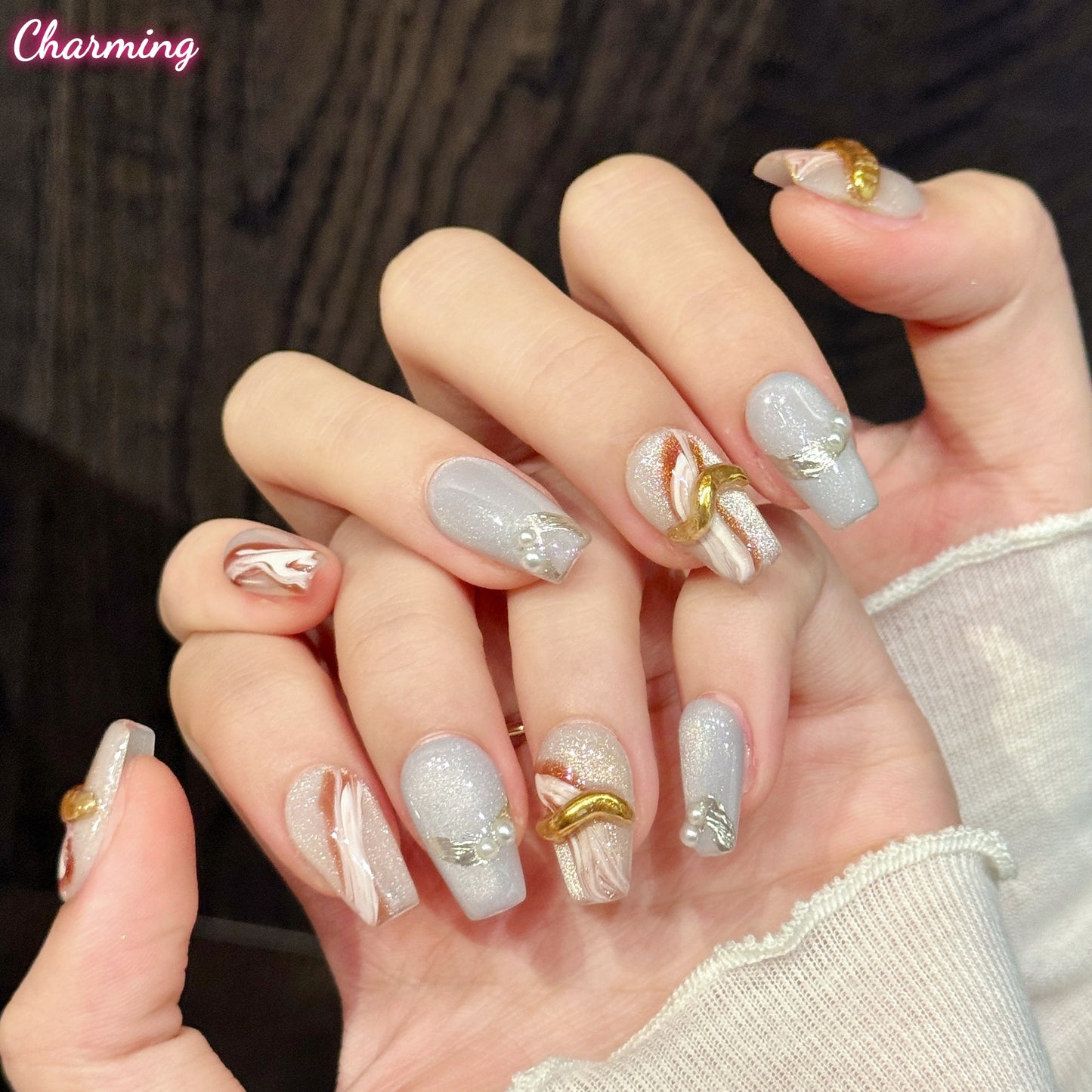 Gilded Lattice / Handmade Nails