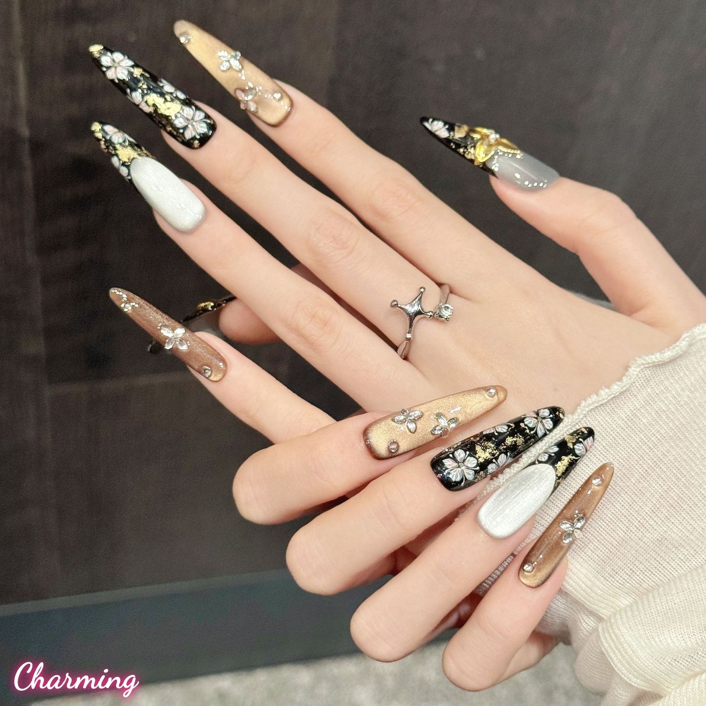 Golden Sakura on a Ink Wing / Handmade Nails